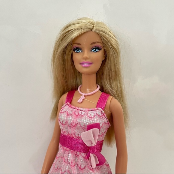Y2K Barbie Fashionstas Girly Doll Pink Dress Blonde Hair - Picture 3 of 6